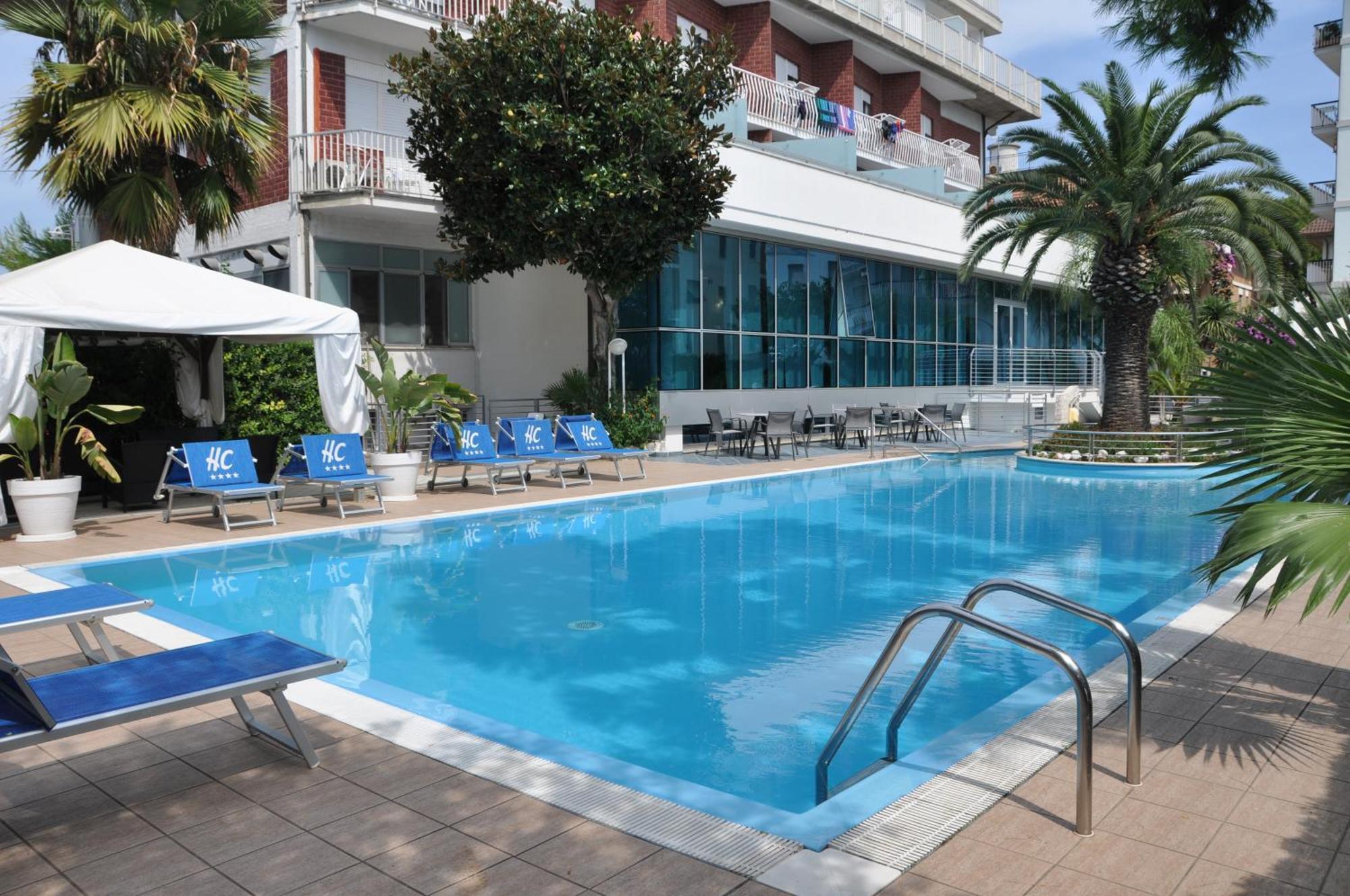 Hotel Haus Charlotte Сан-Бенедетто-дель-Тронто Экстерьер фото